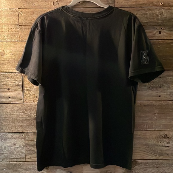 Marvels-Bait- Venom-Tshirt-Medium - Picture 7 of 8